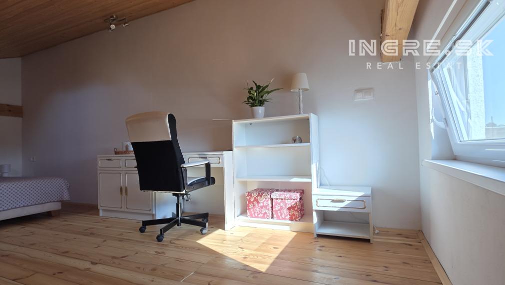 REZERVOVANÉ - 2 IZBOVÝ MEZONET S PARKOVANÍM BRATISLAVA NOVÉ MESTO