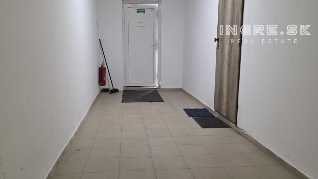 REZERVOVANÉ - 2 IZBOVÝ MEZONET S PARKOVANÍM BRATISLAVA NOVÉ MESTO