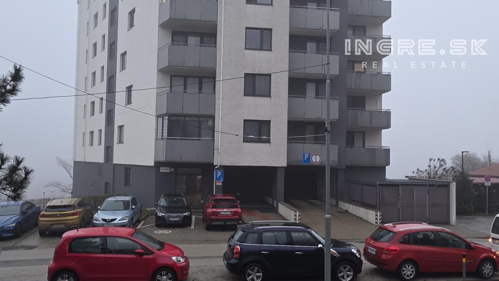 INGRE.SK - VÝBORNÁ PONUKA NA PRENÁJOM - 4 IZBOVÝ BYT - VEĽKÁ LOGGIA  - 2 X PARKING - BRATISLAVA KARLOVA VES