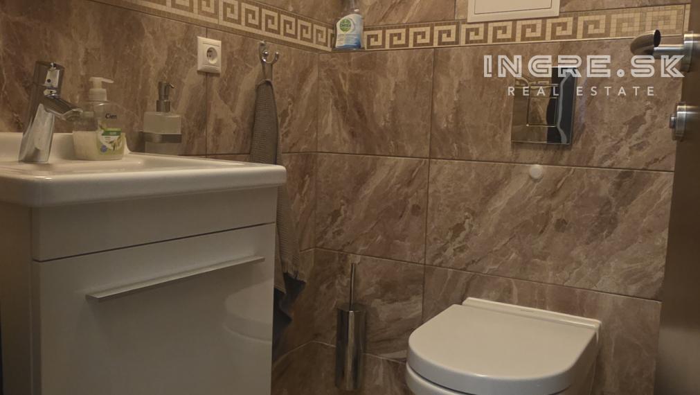 INGRE.SK - VÝBORNÁ PONUKA NA PRENÁJOM - 4 IZBOVÝ BYT - VEĽKÁ LOGGIA  - 2 X PARKING - BRATISLAVA KARLOVA VES