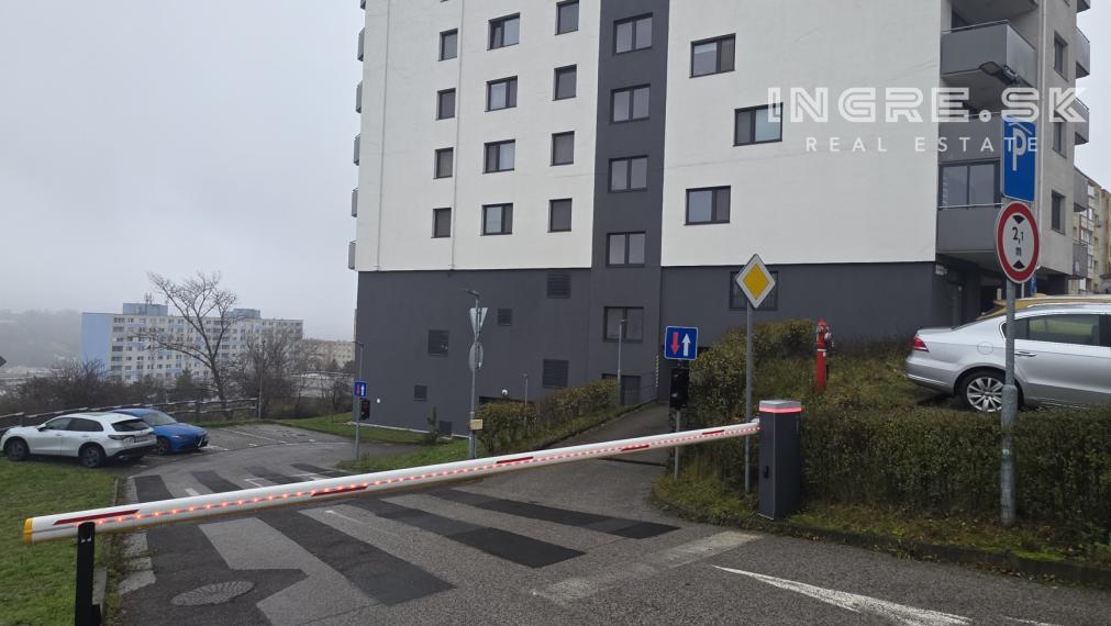 INGRE.SK - VÝBORNÁ PONUKA NA PRENÁJOM - 4 IZBOVÝ BYT - VEĽKÁ LOGGIA  - 2 X PARKING - BRATISLAVA KARLOVA VES