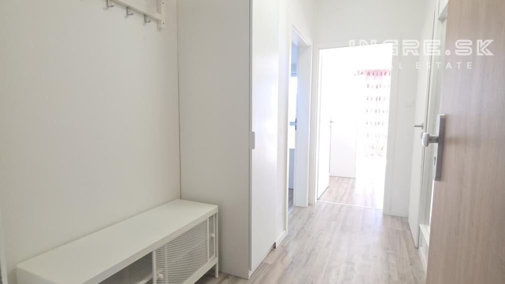 NOBELOVA - PREDAJ 2 IZBOVÝ BYT S PARKOVANÍM BRATISLAVA NOVÉ MESTO