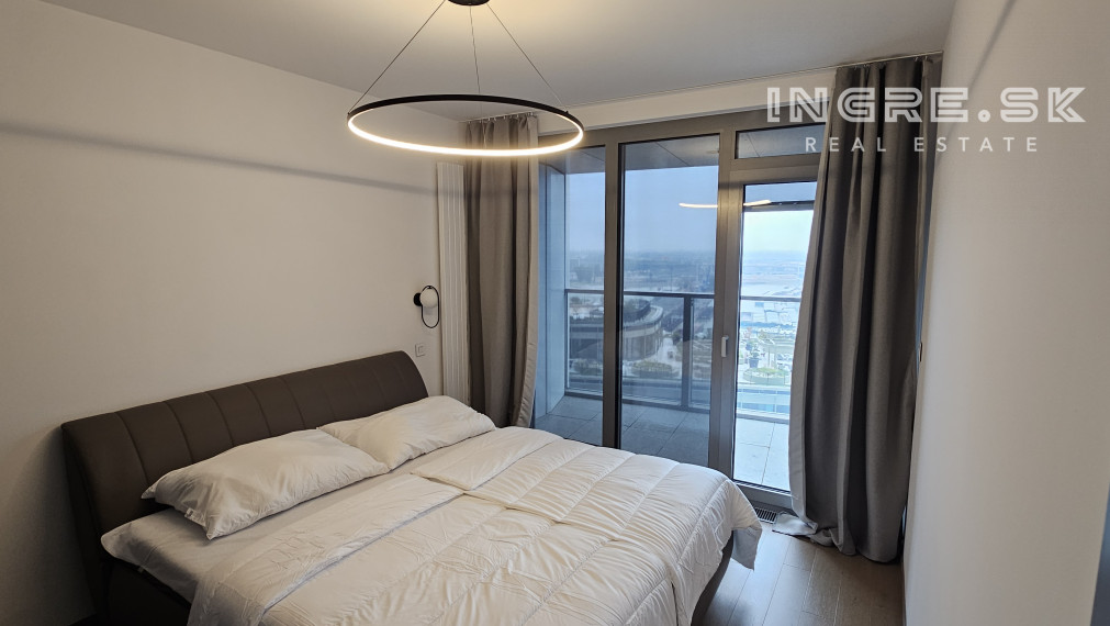 NA PRENÁJOM 2 IZBOVÝ BYT S PARKOVANÍM BRATISLAVA EUROVEA TOWER