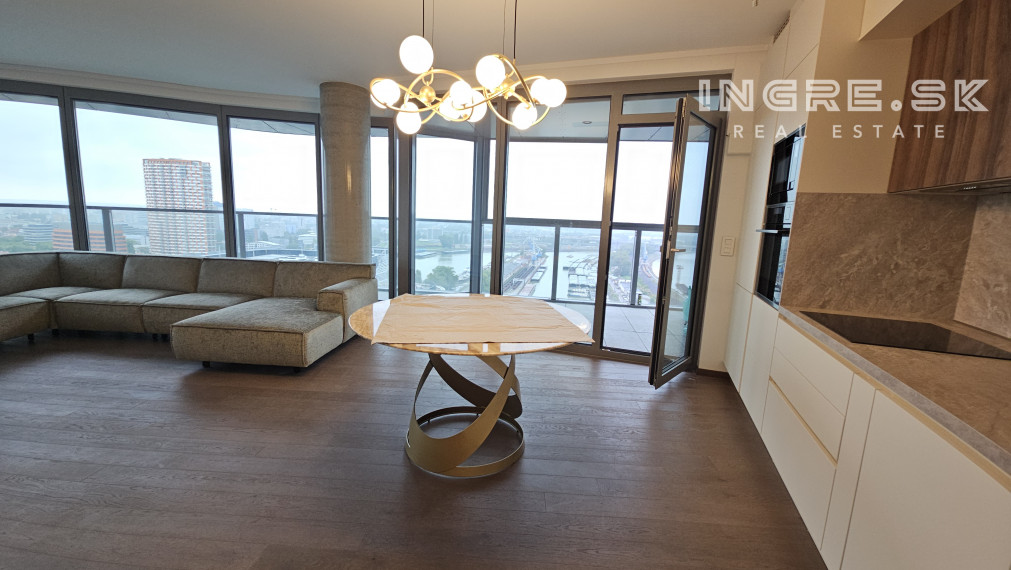 PRENÁJOM NOVOSTAVBA EUROVEA - 3 IZBOVÝ BYT S PARKOVANÍM