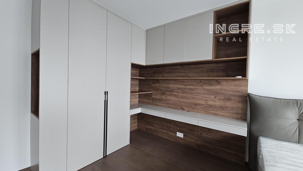 PRENÁJOM NOVOSTAVBA EUROVEA - 3 IZBOVÝ BYT S PARKOVANÍM