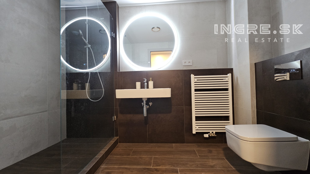 PRENÁJOM NOVOSTAVBA EUROVEA - 3 IZBOVÝ BYT S PARKOVANÍM