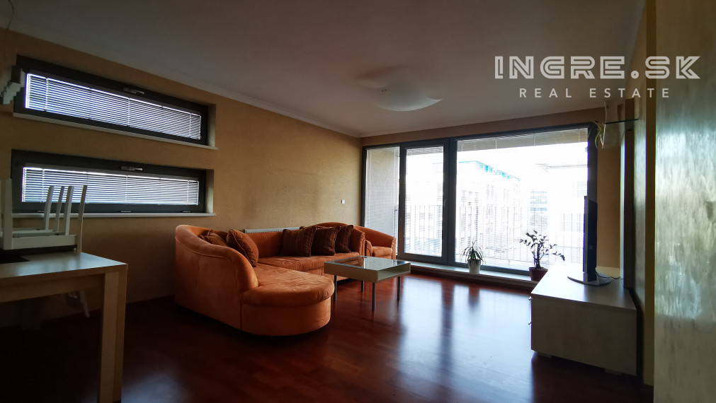 REZERVOVANÉ - VÝBORNÁ LOKALITA 3 IZBOVÝ BYT BRATISLAVA NOVÉ MESTO BAJKALSKÁ - PASIENKY