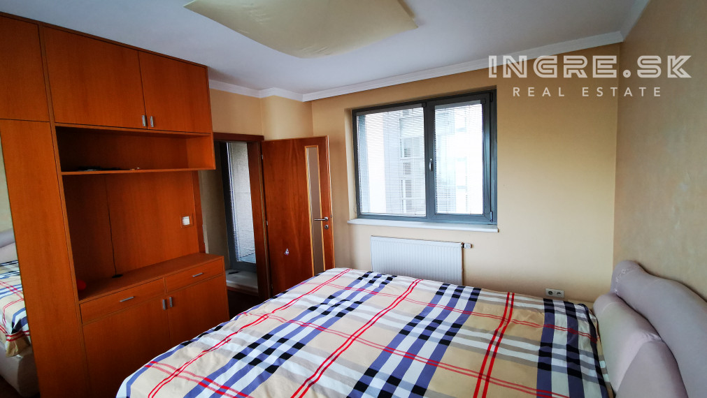 REZERVOVANÉ - VÝBORNÁ LOKALITA 3 IZBOVÝ BYT BRATISLAVA NOVÉ MESTO BAJKALSKÁ - PASIENKY