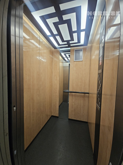 REZERVOVANÉ - VÝBORNÁ LOKALITA 3 IZBOVÝ BYT BRATISLAVA NOVÉ MESTO BAJKALSKÁ - PASIENKY