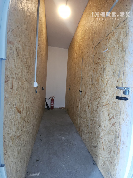 REZERVOVANÉ - VÝBORNÁ LOKALITA 3 IZBOVÝ BYT BRATISLAVA NOVÉ MESTO BAJKALSKÁ - PASIENKY