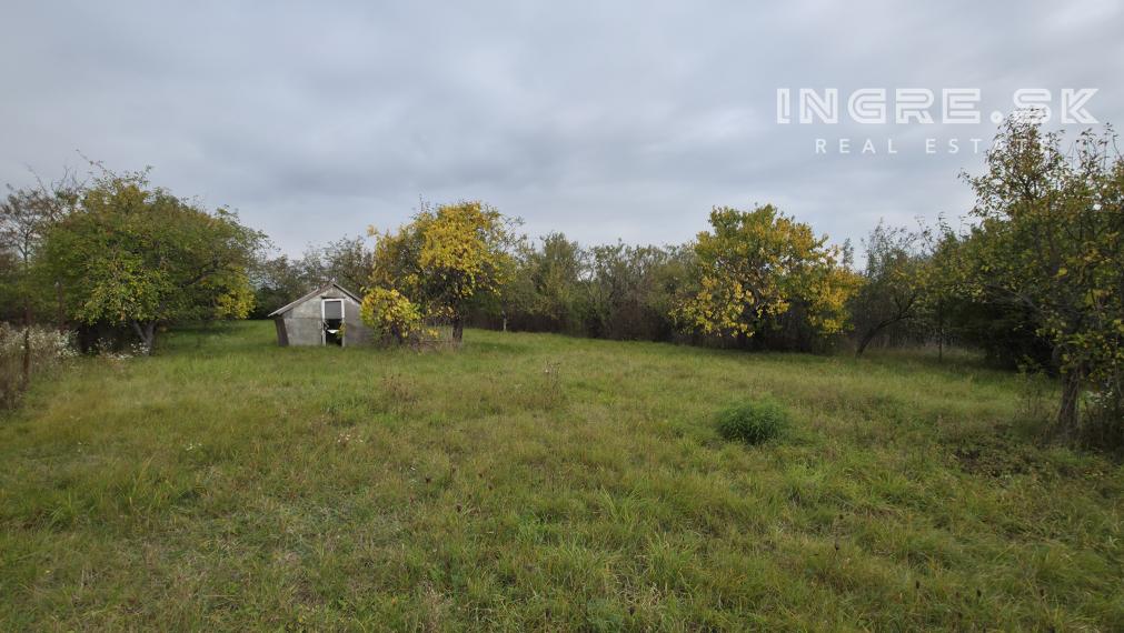 INGRE.SK - VÝBORNÁ PONUKA NA PREDAJ VEĽKÝ STAVEBNÝ POZEMOK obec MOST PRI BRATISLAVE
