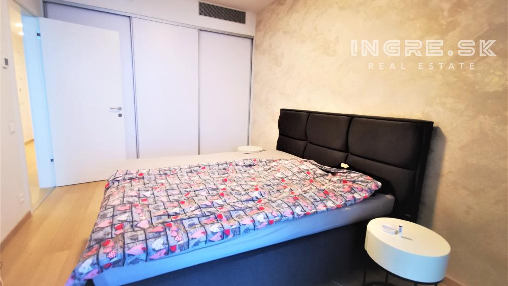 NA PRENÁJOM SKY PARK 14 POSCHODIE 2 IZBOVÝ BYT S TOP VÝHĽAD