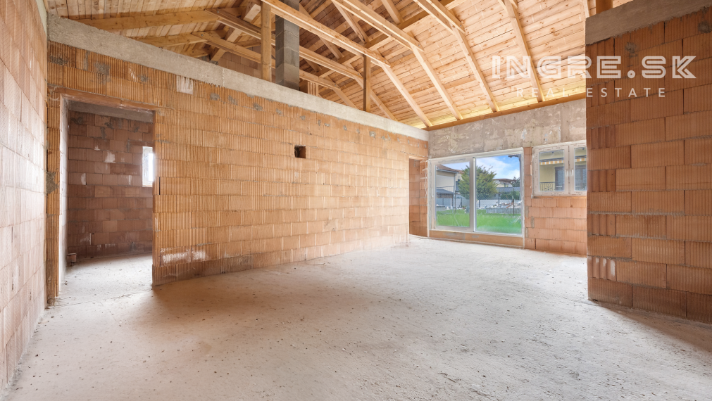 Na predaj 5 izbový rodinný dom KITTSEE, 410 m2.