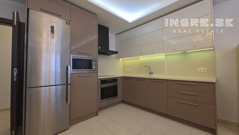 INGRE.SK - VÝBORNÁ PONUKA NA PRENÁJOM - 4 IZBOVÝ BYT - VEĽKÁ LOGGIA  - 2 X PARKING - BRATISLAVA KARLOVA VES