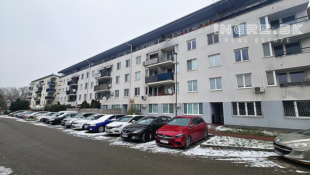 INGRE.SK - PREDAJ VEĽKÝ 3 IZBOVÝ BYT S LOGGIOU BRATISLAVA VRAKUŇA