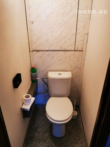 NA PRENÁJOM 4 IZBOVÝ BYT S LOGGIOU BRATISLAVA - PODUNAJSKÉ BISKUPICE