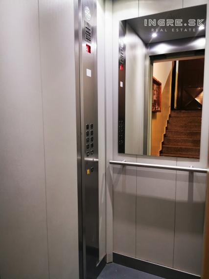 NA PRENÁJOM 4 IZBOVÝ BYT S LOGGIOU BRATISLAVA - PODUNAJSKÉ BISKUPICE