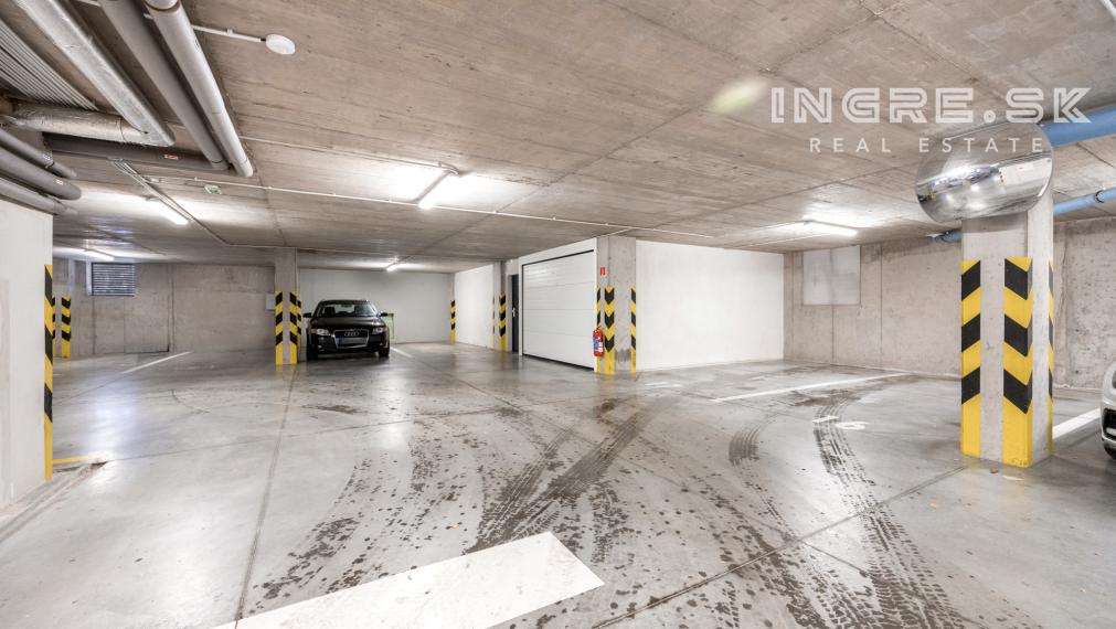 PRENÁJOM VEĽKÝ 4 IZBOVÝ BYT S LOGGIOU 2 X PARKING BRATISLAVA KARLOVA VES