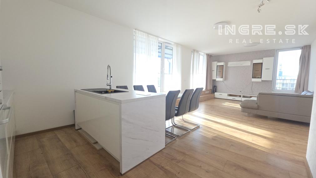 NA PREDAJ 4 IZBOVÝ PENTHOUSE S VEĽKOU TERASOU BRATISLAVA RUŽINOV BAJKALSKÁ ulica