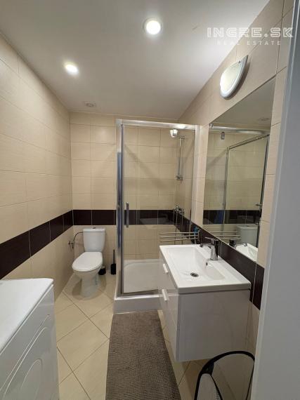 NA PREDAJ 2 IZBOVÝ MEZONET S PARKOVANÍM BRATISLAVA - NOVÉ MESTO, Vajnorská ul.