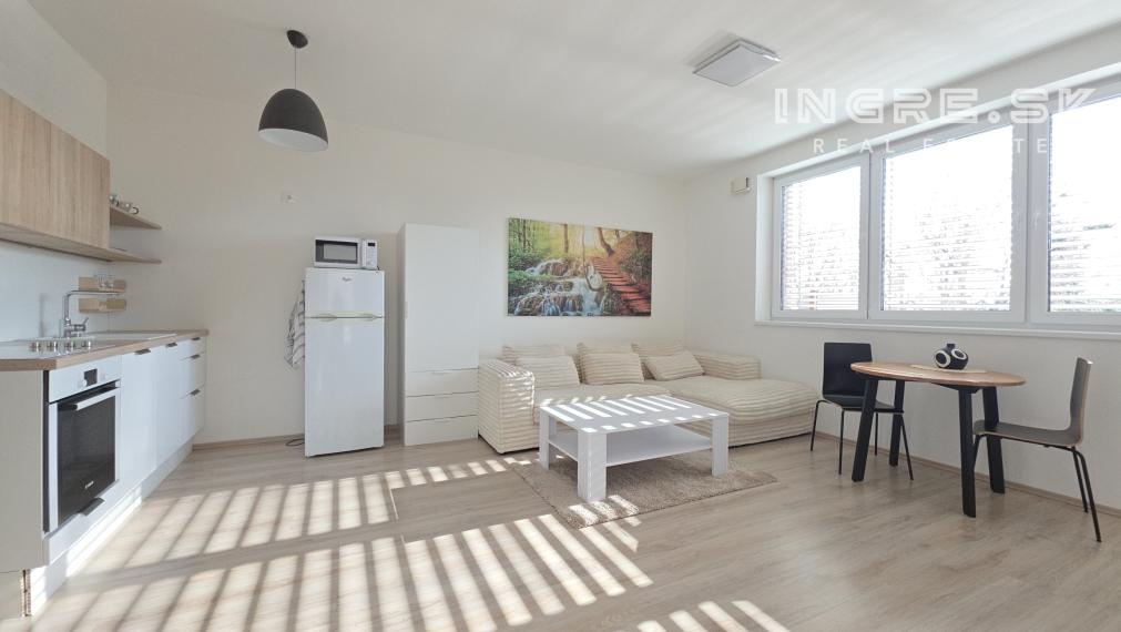 VÝBORNÁ PONUKA - ZAUJÍMAVÁ LOKALITA - 2 IZBOVÝ BYT S VEĽKOU TERASOU A PARKOVANÍM BRATISLAVA KRAMÁRE