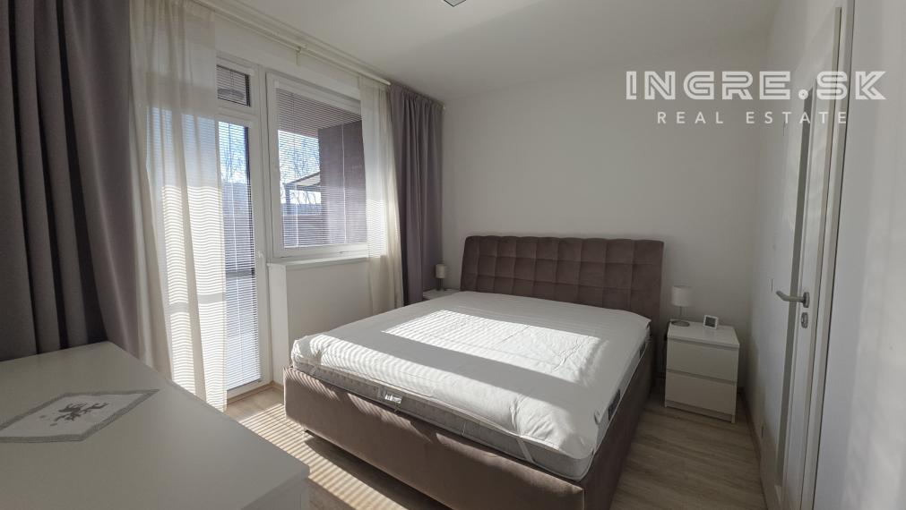 VÝBORNÁ PONUKA - ZAUJÍMAVÁ LOKALITA - 2 IZBOVÝ BYT S VEĽKOU TERASOU A PARKOVANÍM BRATISLAVA KRAMÁRE