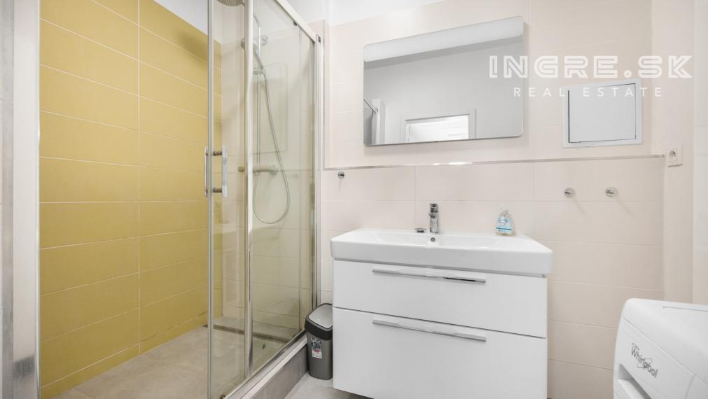 INGRE.SK - PREDAJ 2 IZBOVÝ BYT S TERASOU A PARKOVANÍM BRATISLAVA KRAMÁRE