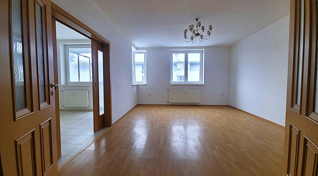 INGRE.SK - PREDAJ VEĽKÝ 3 IZBOVÝ BYT S LOGGIOU BRATISLAVA VRAKUŇA