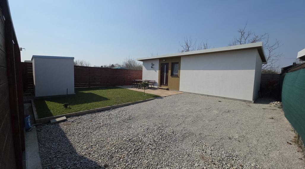 NA PREDAJ ZAUJÍMAVÝ PRIESTOR S POZEMKOM A PARKOVANÍM BRATISLAVA VRAKUŇA