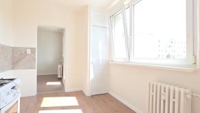 NA PREDAJ 4 IZBOVÝ BYT S LOGGIOU  BRATISLAVA - DÚBRAVKA - fotografia 9