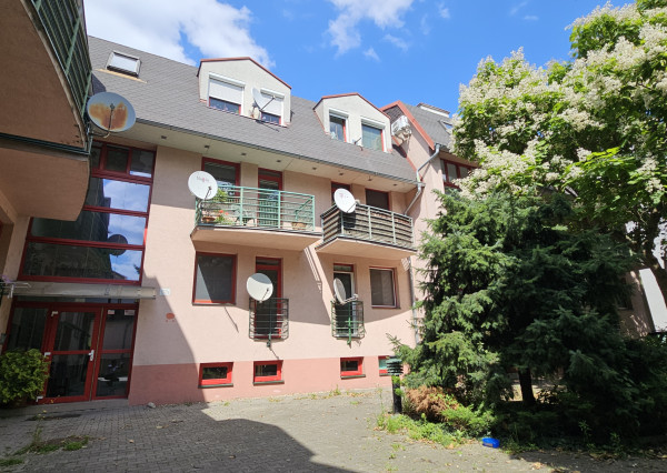 NA PREDAJ VÝBORNÁ LOKALITA - 2 IZBOVÝ BYT S BALKÓNOM BRATISLAVA PRIEVOZ