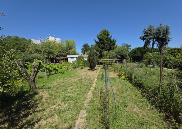 NA PREDAJ POZEMOK ZÁHRADA BRATISLAVA RUŽINOV