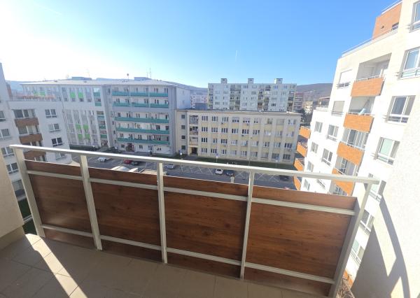 BRATISLAVA NOVÉ MESTO NOBELOVA ulica - PREDAJ 2 IZBOVÝ BYT S BALKÓNOM