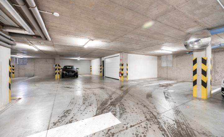PRENÁJOM VEĽKÝ 4 IZBOVÝ BYT S LOGGIOU 2 X PARKING BRATISLAVA KARLOVA VES - fotografia 9