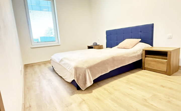 PREDAJ CHATA PRI JAZERE BLÍZKO BRATISLAVY - fotografia 9