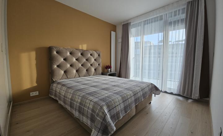 PRENÁJOM EUROVEA - 2 IZBOVÝ BYT S PARKOVANÍM Pribinova ulica - fotografia 8