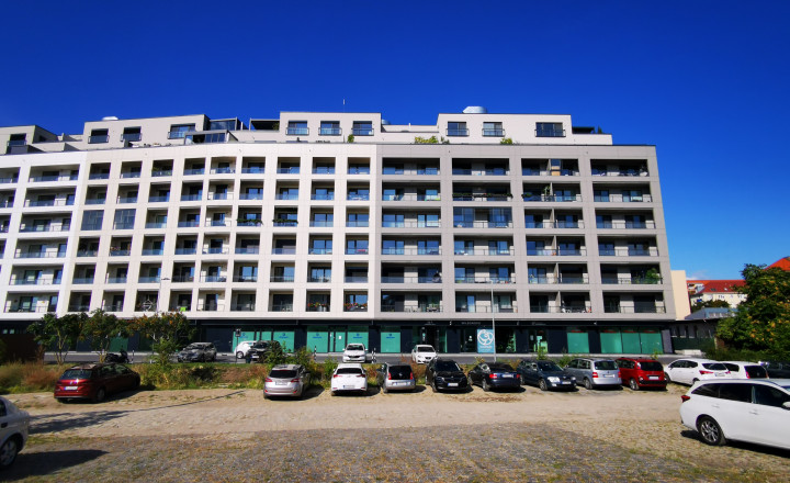ingre.sk PRENÁJOM URBAN RESIDENCE 3 IZBOVÝ BYT S PARKOVANÍM A VEĽKOU LOGGIOU - fotografia 3