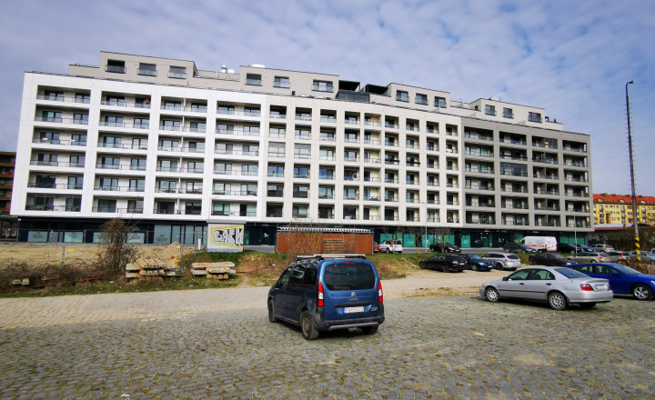 ingre.sk PRENÁJOM URBAN RESIDENCE 3 IZBOVÝ BYT S PARKOVANÍM A VEĽKOU LOGGIOU - fotografia 18