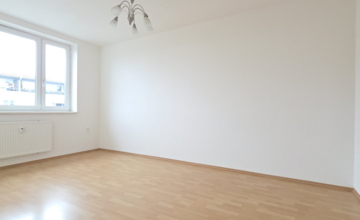 VEĽKÝ 80 m2 - 3 IZBOVÝ BYT S BALKÓNOM BRATISLAVA VRAKUŇA - fotografia 9