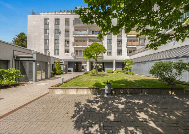 VÝBORNÁ PONUKA V PRIEVOZE - 5 IZBOVÝ BYT S PARKOVANÍM, TERASOU A ZÁHRADKOU